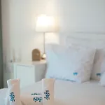 Waves N Pools *