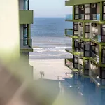 Waves N Pools Apartmán