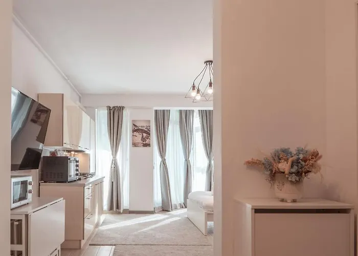 Waves N Pools Apartment